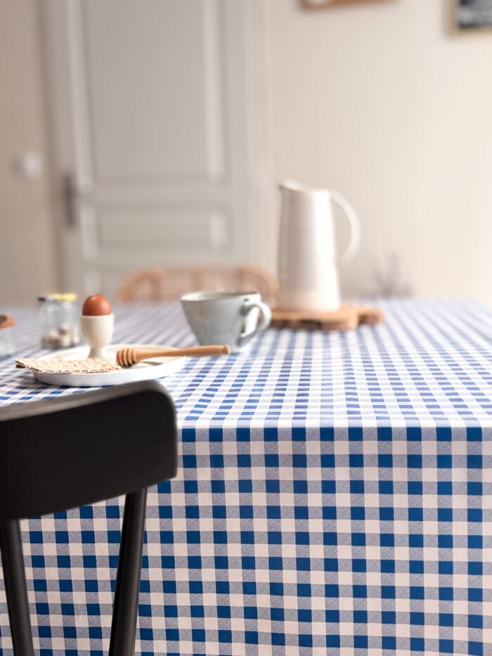 Toile cirée Déco modèle Vichy bleu – Image 2