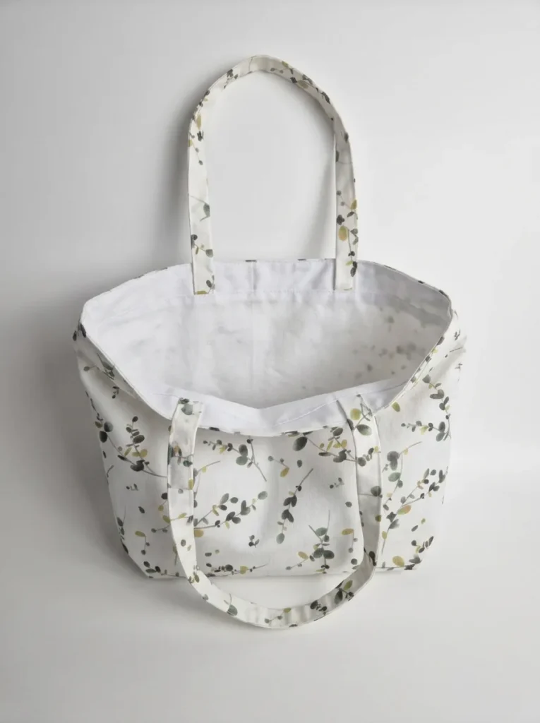 Tote bag artisanal coton enduit imperméable – doublure polyester effet lin, motifs fleuris Ayelen, confection main