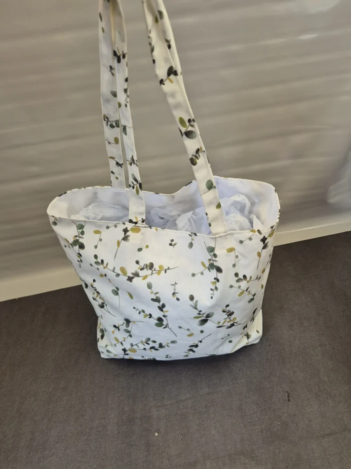 Tote bag artisanal en coton enduit – sacs cabas fleuris et imperméables