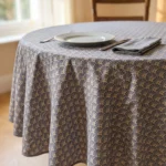 Détail du motif éventail art déco gris et doré – nappe polyester sur mesure Manon gris