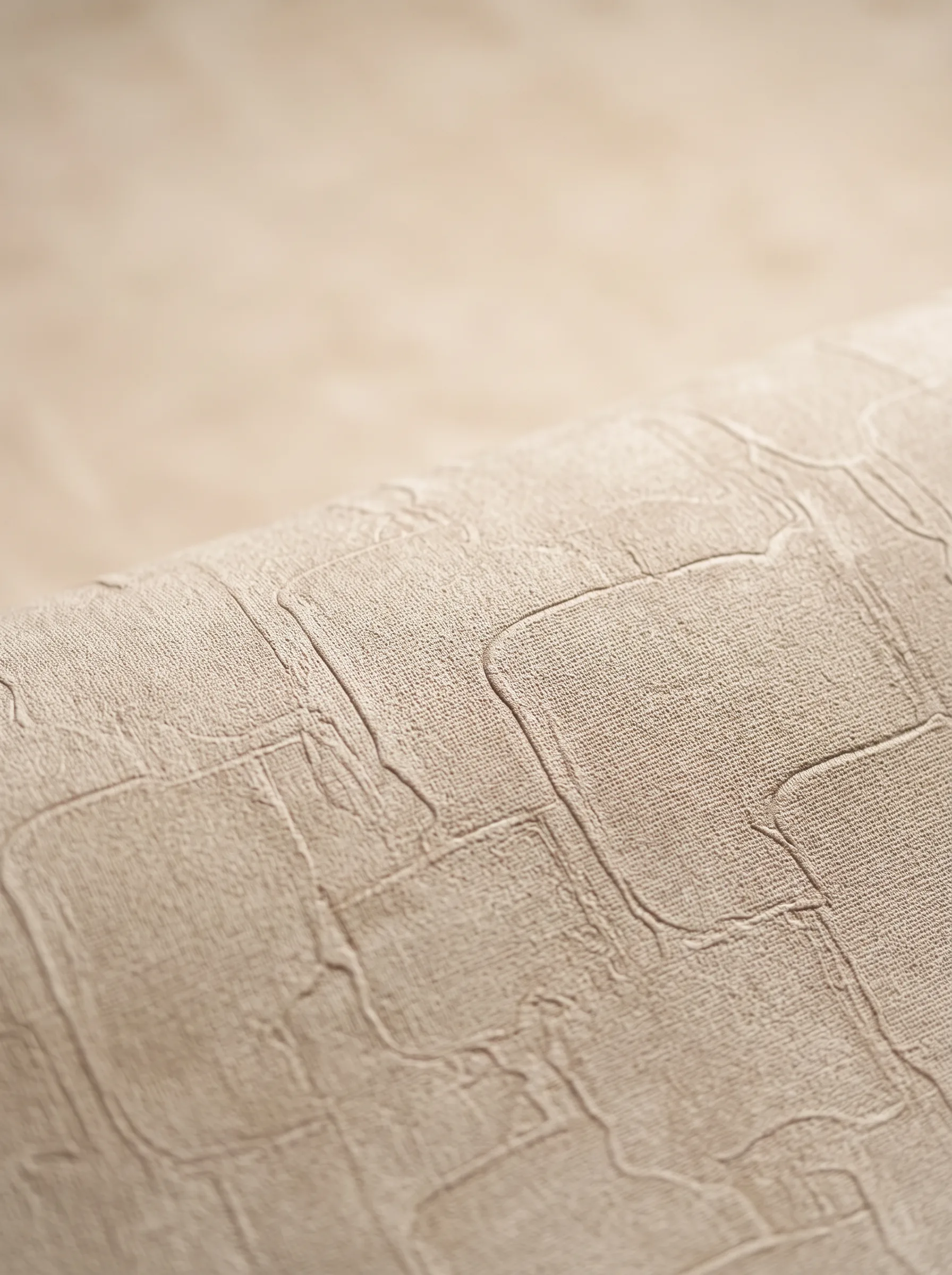 Toile cirée molletonné Effet Ciment Beige – motif ciment structuré en camaïeu de beige et taupe, OEKO-TEX®, largeur 140 cm